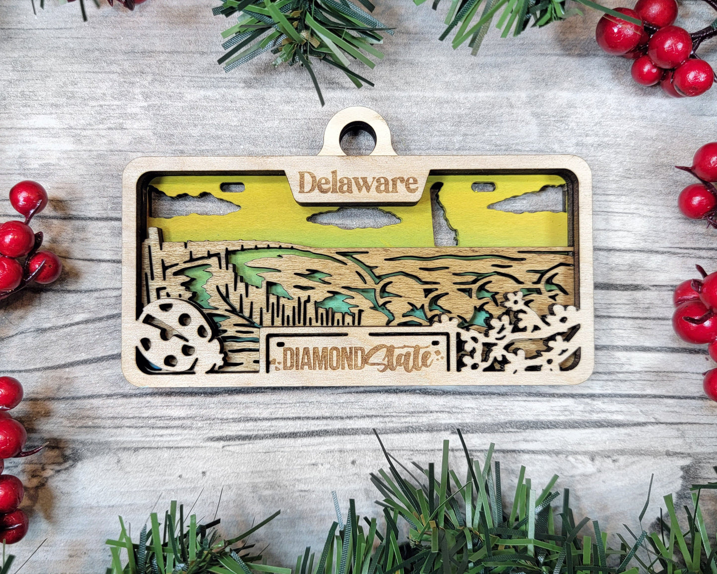 Delaware State Plate Ornament and Signage - SVG File Download - Sized for Glowforge - Laser Ready Digital Files